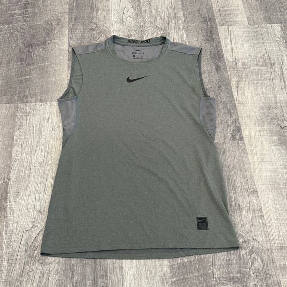 Nike Pro Lightweight Tank Top Men's Size Small Excellent Condition - Picture 1 of 5